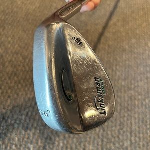 MENS RH Linksman 56 Degree Wedge. True Temper Steel